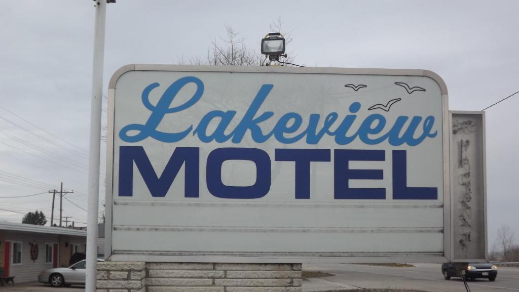 Lakeview Motel 투 리버 외부 사진
